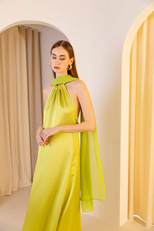 CHAL AVOLA - Luau Studio